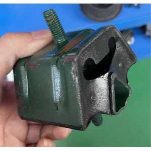893199381C Engine Parts Engine Mount