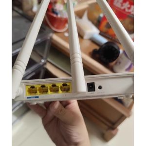 Ten-Da F3 300Mbps Wireless Home Router 2.4GHz 3 Antennas Multi Language Firewall