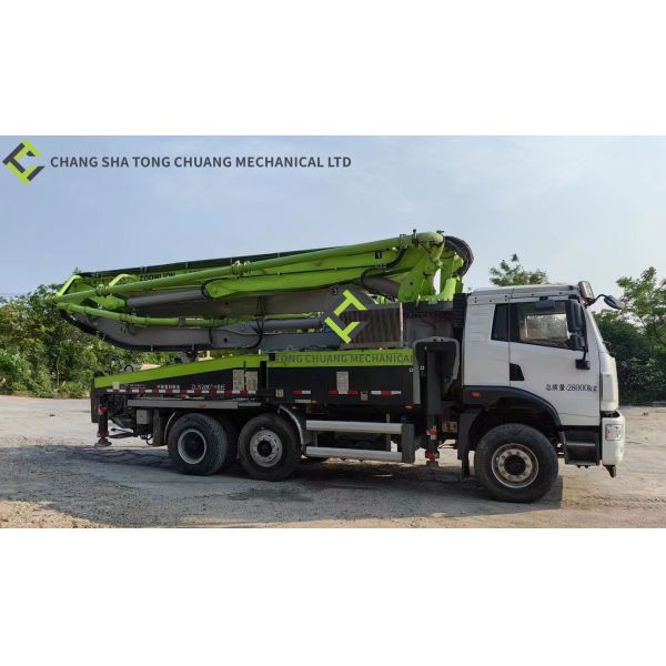 Buy Zoomlion Heavy Industry Used Concrete Pump Truck ZLJ5280THBJE 40m In 2020 at wholesale prices