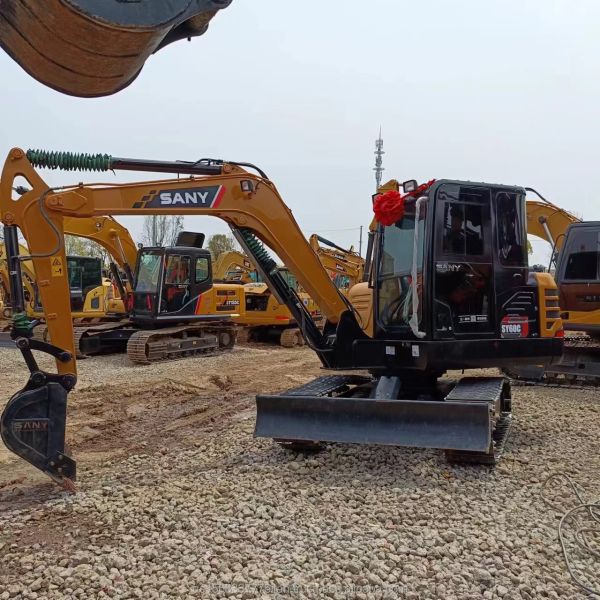 Used Sany SY60C Excavator with 0.28M³ Bucket Capacity and 6000 KG Machine Weight