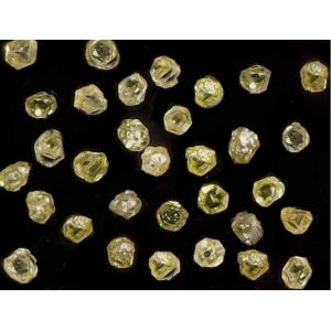 Quality High Purity Monocrystalline Diamond Fine Grained Good Transparency FSD20 for sale