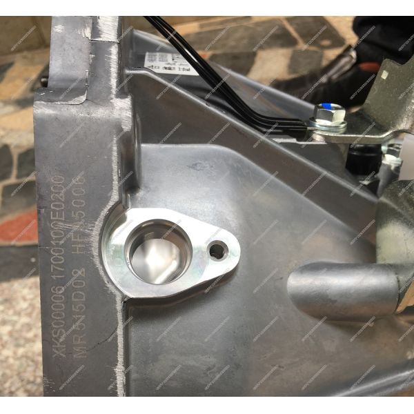 MR515D02 Manual Transmission Gearbox for DFSK C31 C32 C36 C37 1.5L Engine Capacity