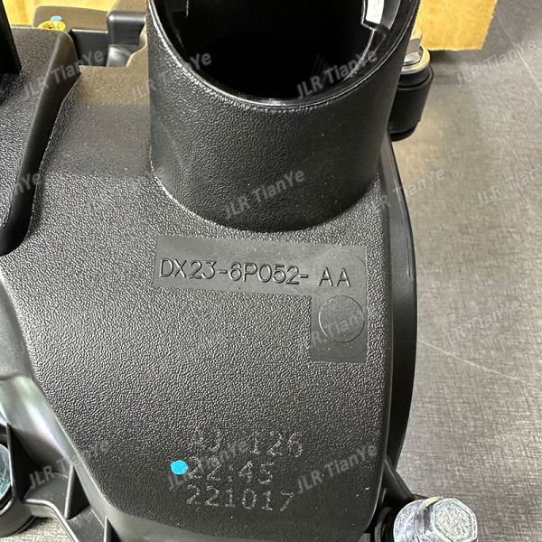 For 3.0T Gasoline Range Rover Engine Valve Cover LR109353 LR041685 LR109354 LR051835