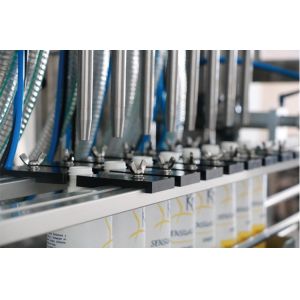 SS304 5 Heads 1000ml Liquid Bottle Filling Machine Anti Drip