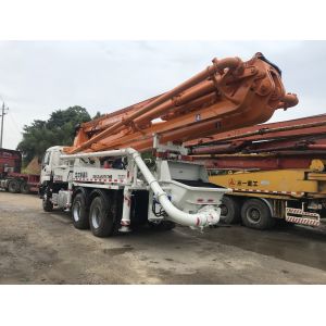 ISO90001 Approved Used Cement Truck , Concrete Pumping Truck 37 Meters