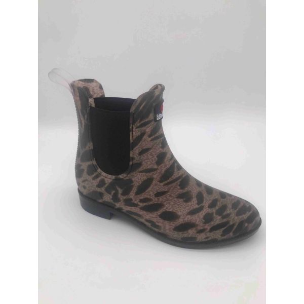 PVC Waterproof Printed Ankle Rain Boots For Women Anti Slip Customized Color