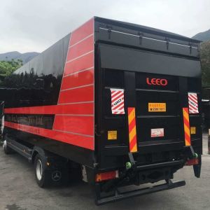 Buy cheap 2KW Truck Hydraulic Tailgate Lift 1500kg Loading Small Truck With Liftgate from wholesalers