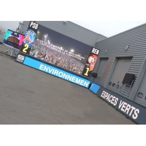 Font IP65 P8mm 6000nits Stadium Perimeter Led Display FIFA Standard