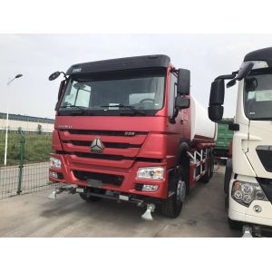 HOWO Sprayer Water Tank Truck 25m3 Capacity HW19710 Transmission