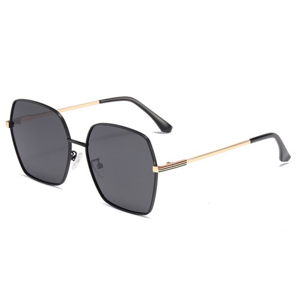 Buy OEM Women'S Square Glasses Metal Frame , UV400 Protective Sunglasses Sunscreen at wholesale prices