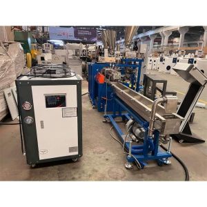 Co-Rotating Twin Screw Extruder For Lab Use
