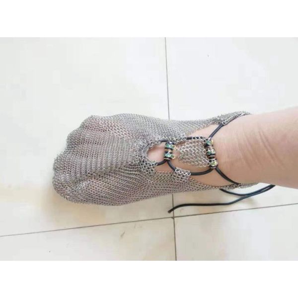 Stainless steel CUT RESISTANT feet GLOVES ring mesh chain mail mesh auti-cutting