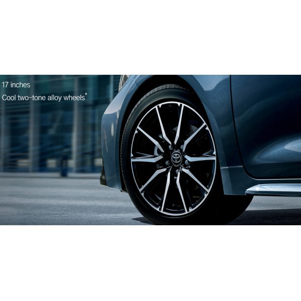 TO-YOTA LEVIN Hybrid Electric Car High Speed Electric Vehicle with 2700mm Wheelbase and 5 Seating Arrangements