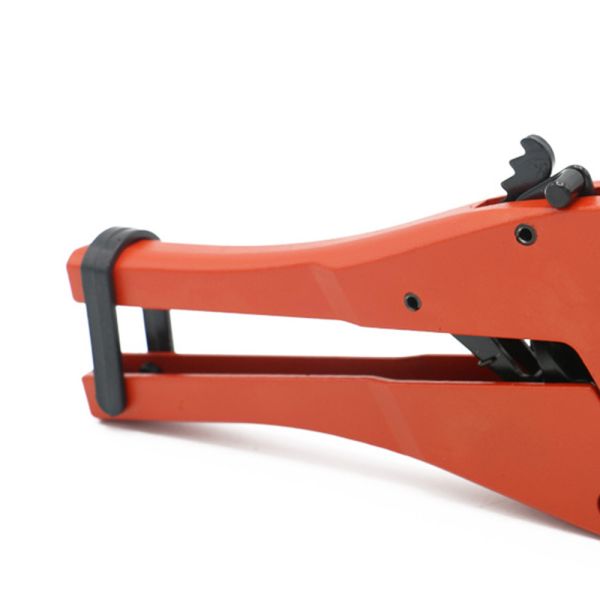 42mm Plastic PVC Pipe Cutter With Straight Edge SK5 Blade Ratcheting
