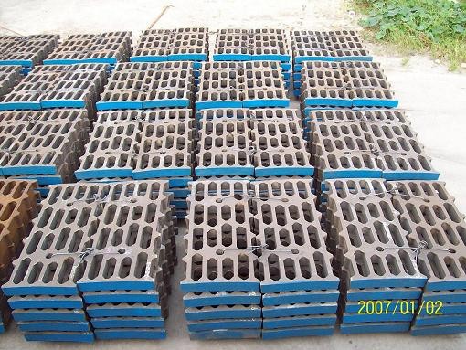 Buy Industry Grid Cement Mill Liners Wear Resistance With ZGCr5Mo at wholesale prices