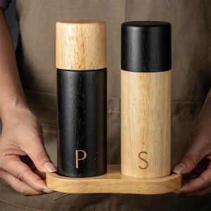 Stylish 7-Inch Salt and Pepper Mill Set in Oak Wood with Adjustable Ceramic Core