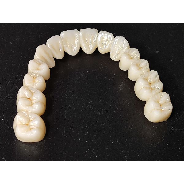 D95*14mm Dental Pre Sintered Zirconia Blocks For Zirkonzahn CAD CAM System