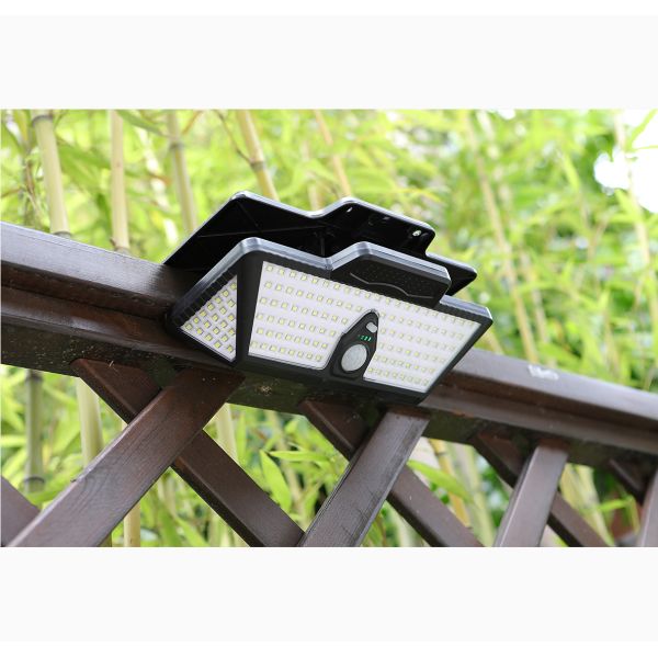 High Lumen Garden Solar Sensor Light 6000mAh Solar Max Clamp Light USB Style Solar Light