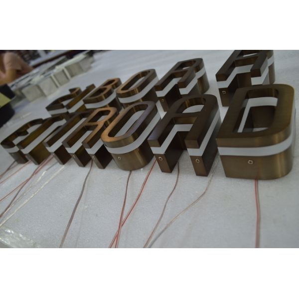 Illuminated LED Edge Lit Signs Bronze Size Customized Stainless Steel