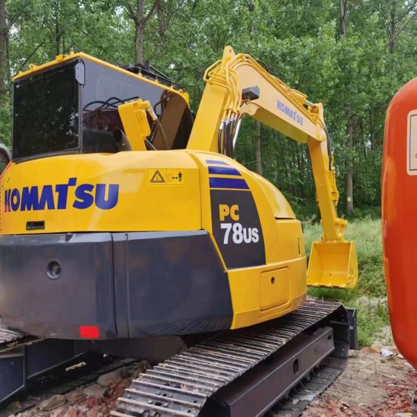 Buy Hydraulic Used Komatsu Excavator With S4D95LE-3 Engine Model 41000W Engine Power at wholesale prices