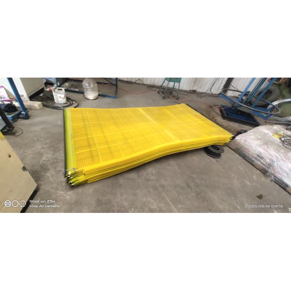 Optimal Performance 30mm Thickness Square Polyurethane Screen Mesh In Plain Weave