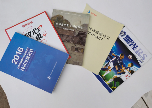 100% Woodfree 120um 140um White Stone Paper Roll For Poster Mpistureproof