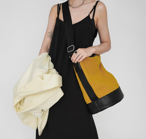 Buy Stitching Linen Shoulder Bag 29cm 34cm Yellow Leather Bucket Bag at wholesale prices