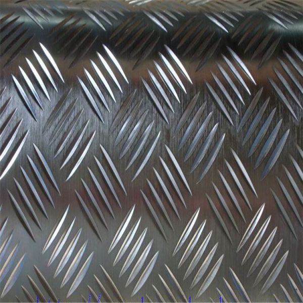 Buy 2B BA Surface Stainless Steel Diamond Plate Hot Rolled 304 316 Checkered Sheet at wholesale prices