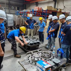 Second Hand 30T Excavator Solar Pneumatic Sheet Pile Driver