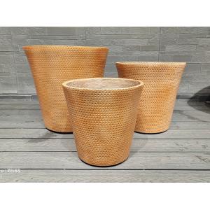 Texture Surface Fiberclay Planter for Elegant and Functional Outdoor Planting