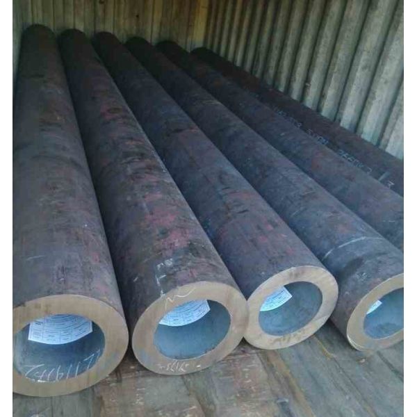 Petroleum ASTM 8620 Seamless Alloy Steel Seamless Pipe High Temperature