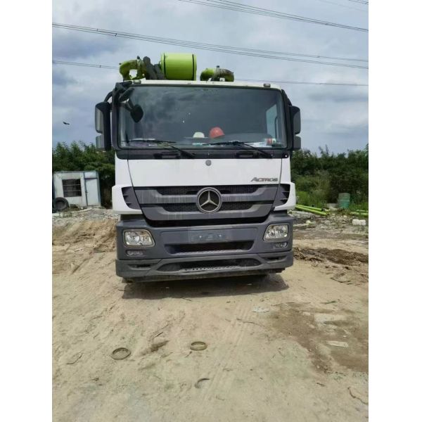Buy 2019 Zoomlion 63m Concrete Pump on Benz Used for Smooth and Accurate Concrete Placement at wholesale prices