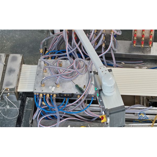 Sinohs PVC Panel Extruder Mold/ WPC Fluted Panel Mold/ Mold for PVC Production Line