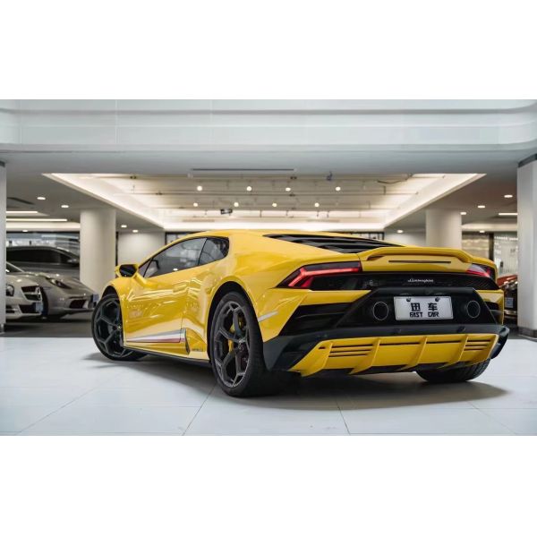 White EVO Style Carbon Fiber Body Kit Replace Front And Rear Bumper Evo Widebody Kit