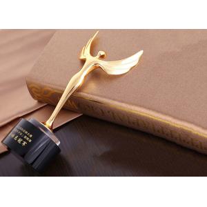 Zinc Alloy Material Personalized Trophy Cup For Entertainment Events