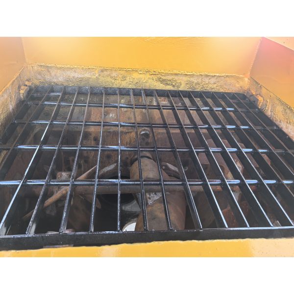 Original 2017 SANY Used Concrete Pump Truck 66m pump with Mercedes chassis