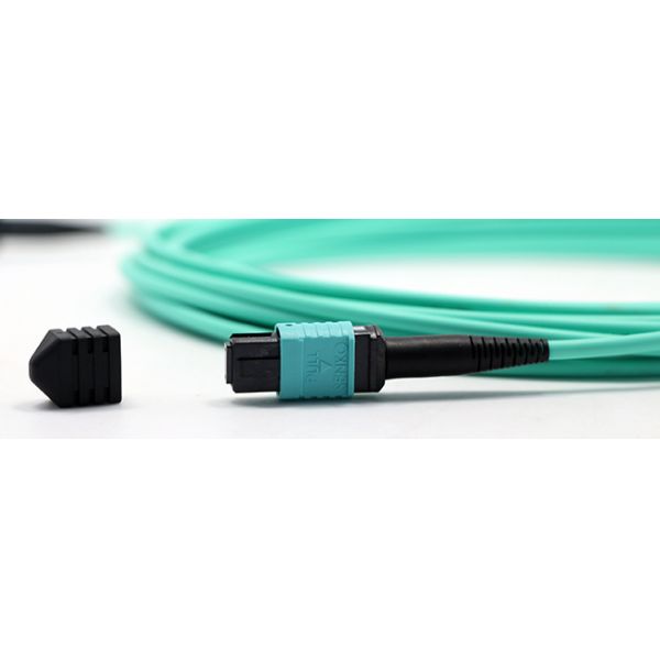 OM3 12F 3.0mm MPO Trunk Cable MPO Female to MPO Female 50 / 125μm With LSZH Aqua 10M Polarity B MPO Fiber Cable