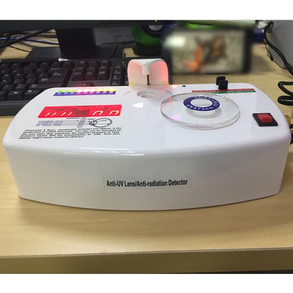 AC220V Electronic Uv Lens Tester 20W Ultraviolet Anti Radiation Detector