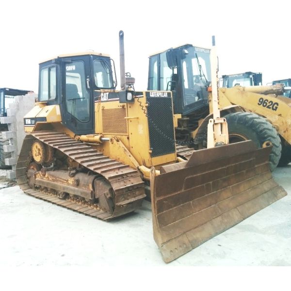 Buy D5M used bulldozer  africa dozer  D5M XL For Sale at wholesale prices