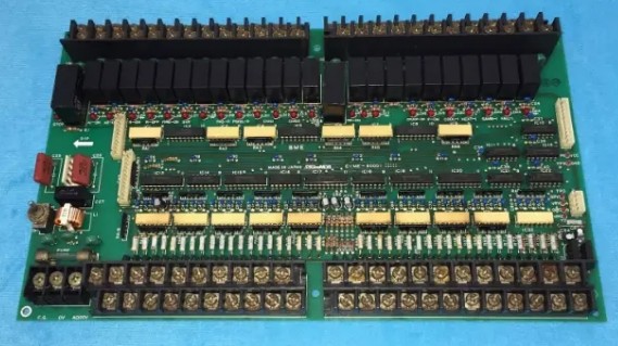 DS200BDAAG1A GE Identify And Classify Circuuit Board Snubber Card Controller