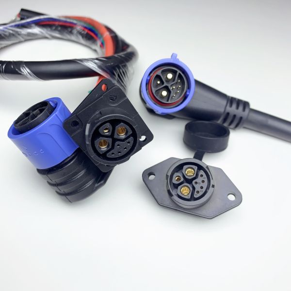 2+1+5 Battery Connector 40A Ip67 Waterproof M25 6-pin Power Connector for Electric Scooters