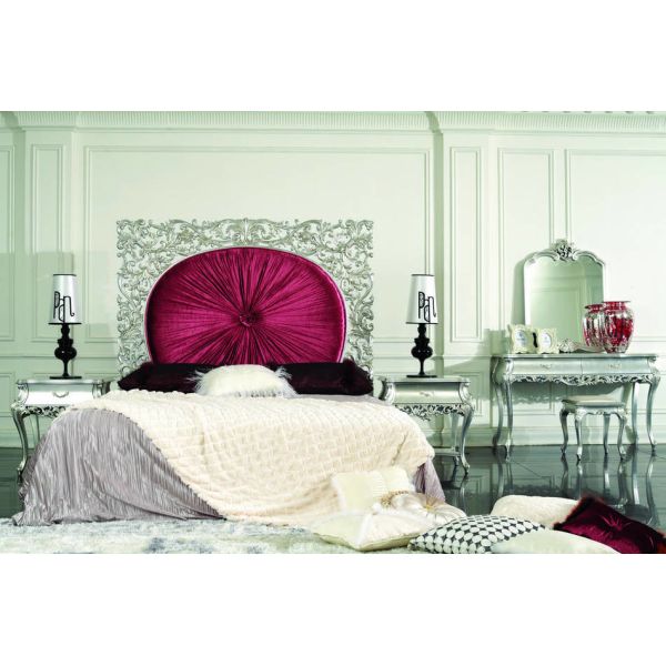 SGS OEM Home Luxury European Bedroom Furniture Wooden Traditional Bed Durable