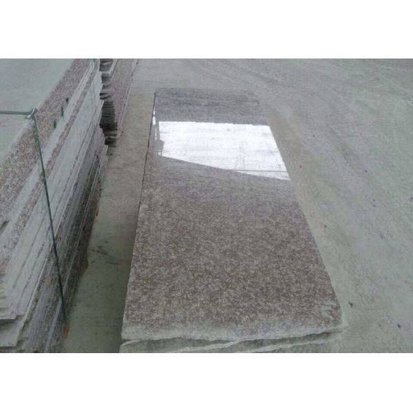 Buy Peach Red Granite Stone Tiles / Slabs 2 - 3g / M³ Granite Density at wholesale prices