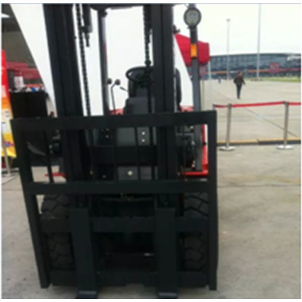 3.8 Ton Diesel Forklift Truck With 3~6m Deliberate Wide View Mast CE Certificated