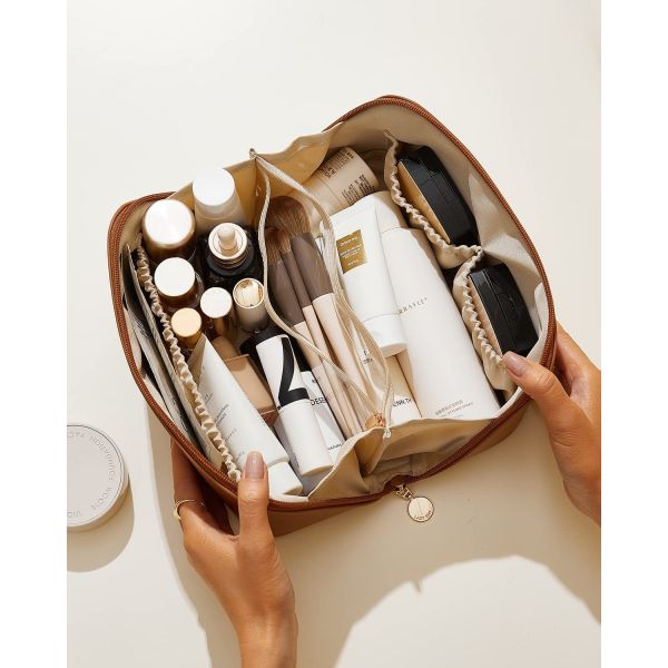 Lightweight Large Capacity Cosmetic Bags For Women Waterproof Open Toiletry Bag