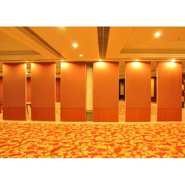 Durable Acoustic Partition Wall PU Leather Surface Finish For Upscale Restaurant