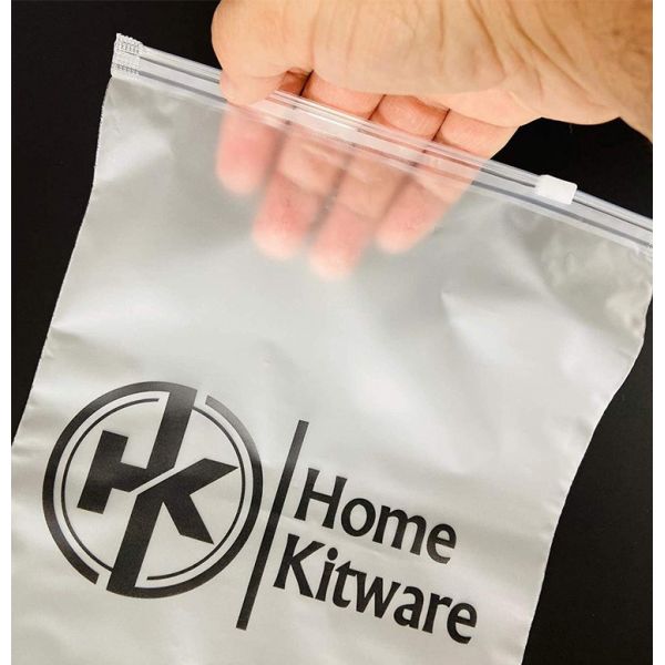 7.5*11.5in Travel Frosted k Packaging Bag For Apparel / Cosmetic