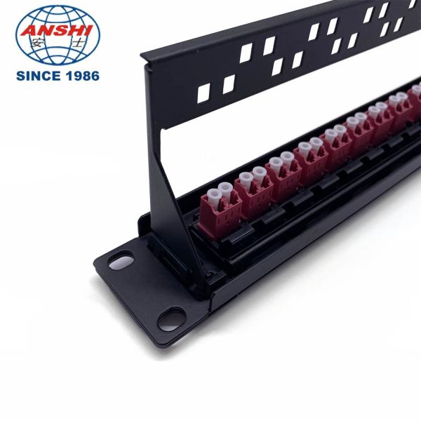 Rack Mount ODF Fiber Optic Patch Panel For Telecommunications