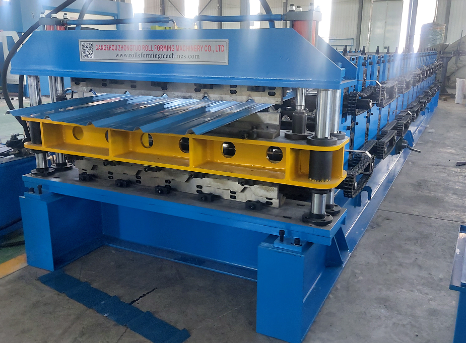 Double layer machine
