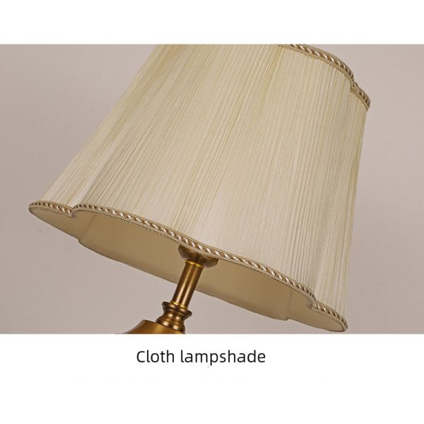 Crystal table lamp wedding hotel bedroom bedside light modern bedside modern crystal table lamp(WH-MTB-30)